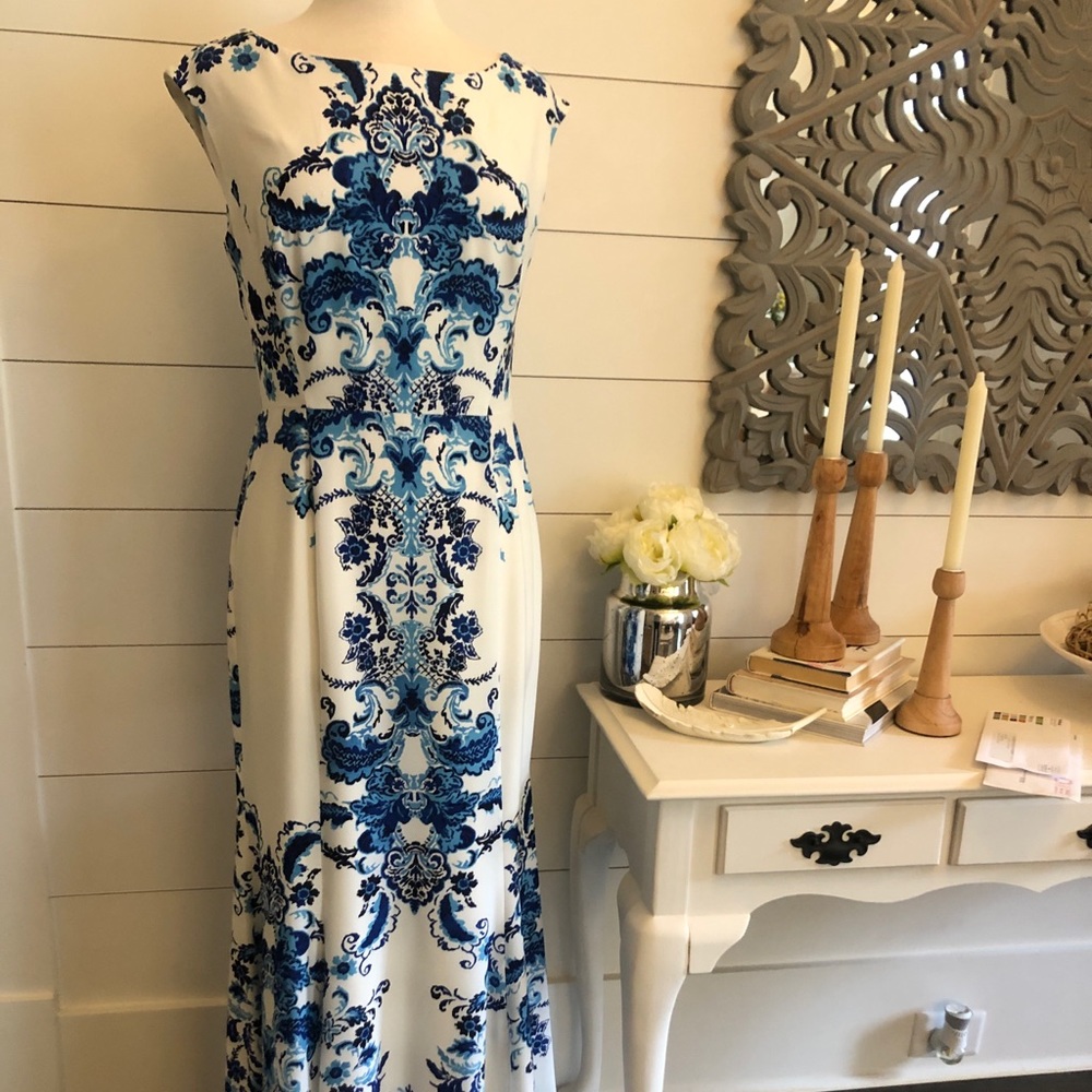 Beautiful semi formal gown